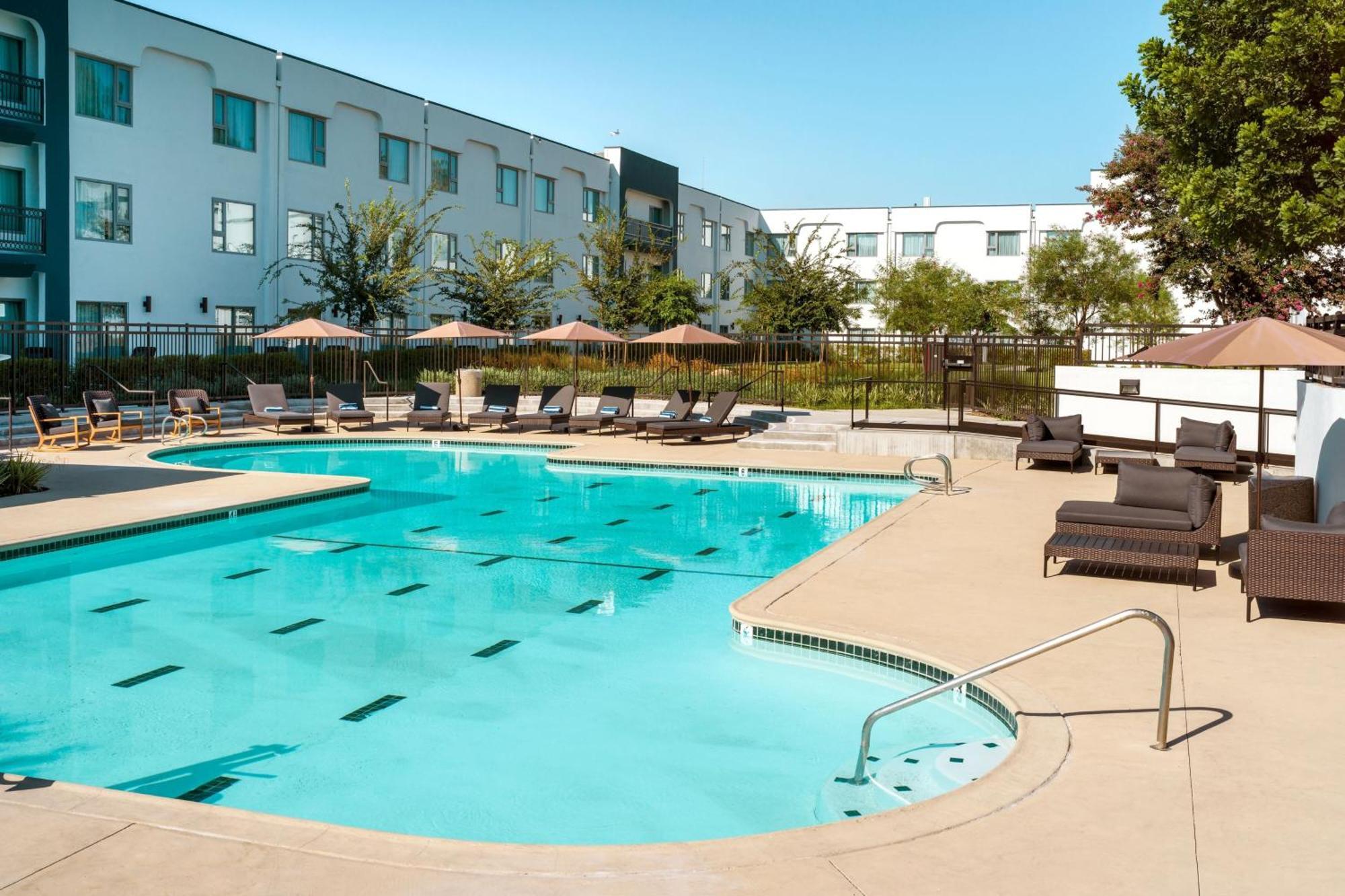 Delta Hotels By Marriott Ontario Airport Εξωτερικό φωτογραφία