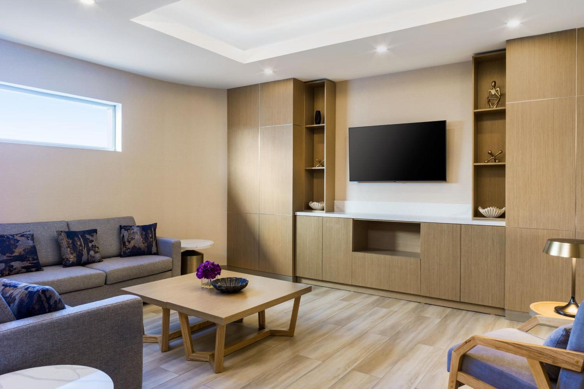 Delta Hotels By Marriott Ontario Airport Εξωτερικό φωτογραφία